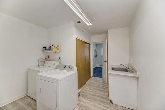 407 Farmington Avenue, Joliet, IL 60435