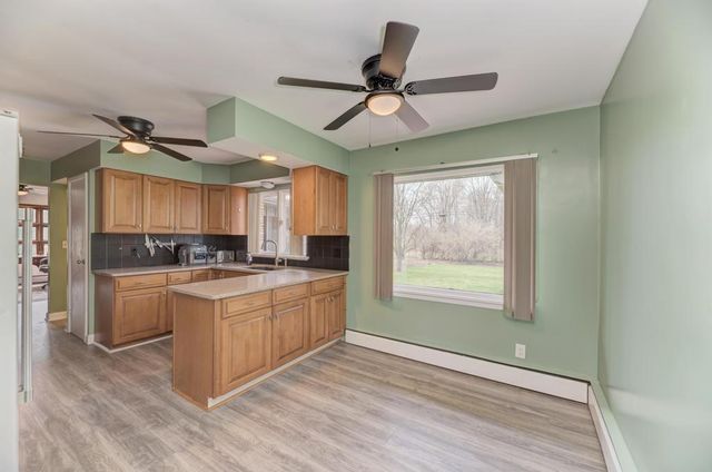 407 Farmington Avenue, Joliet, IL 60435