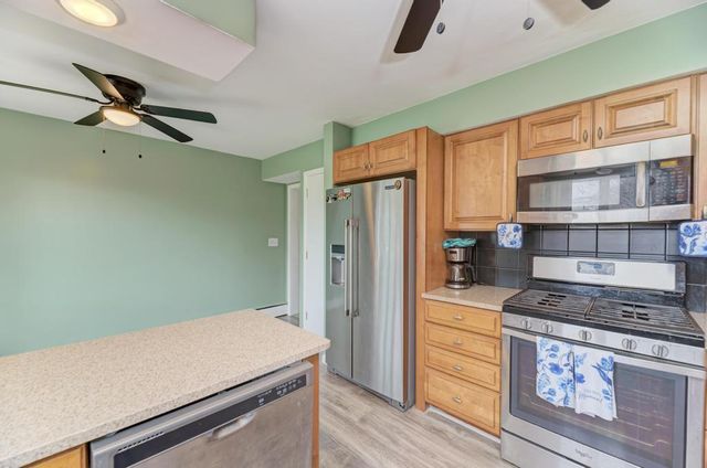 407 Farmington Avenue, Joliet, IL 60435