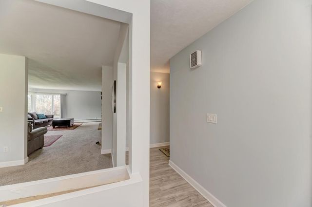 407 Farmington Avenue, Joliet, IL 60435