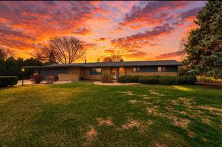 407 Farmington Avenue, Joliet, IL 60435