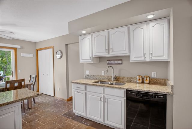 1247 Cleland Mill Rd, New Beaver Boro, PA 16102