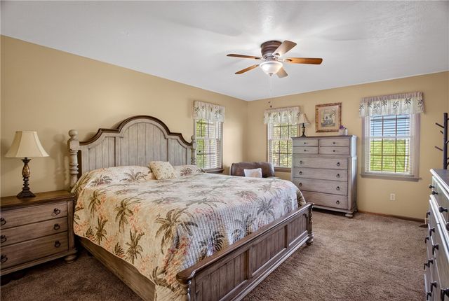 1247 Cleland Mill Rd, New Beaver Boro, PA 16102
