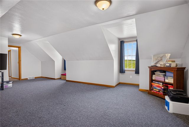 1247 Cleland Mill Rd, New Beaver Boro, PA 16102