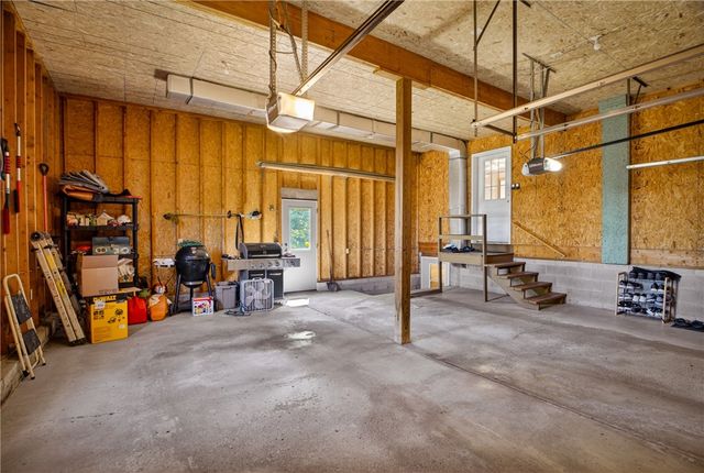 1247 Cleland Mill Rd, New Beaver Boro, PA 16102