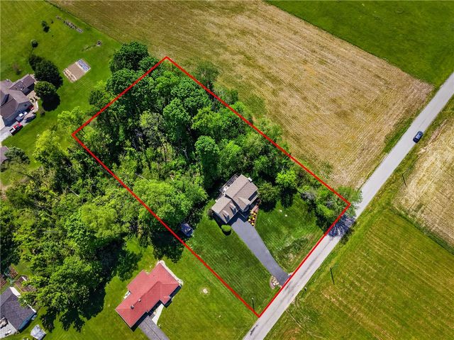 1247 Cleland Mill Rd, New Beaver Boro, PA 16102