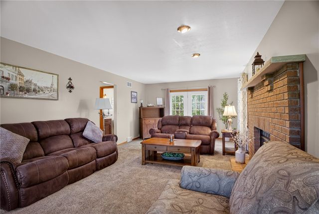 1247 Cleland Mill Rd, New Beaver Boro, PA 16102