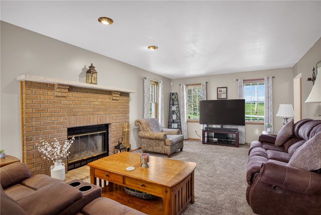 1247 Cleland Mill Rd, New Beaver Boro, PA 16102