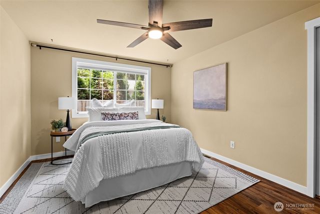 1004 34th Street Ct NW, Gig Harbor, WA 98335