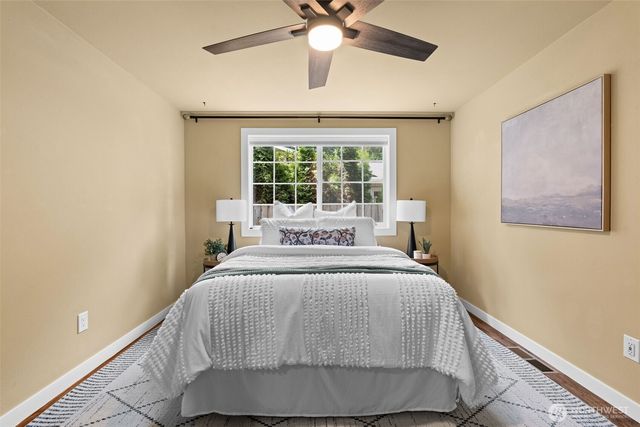 1004 34th Street Ct NW, Gig Harbor, WA 98335