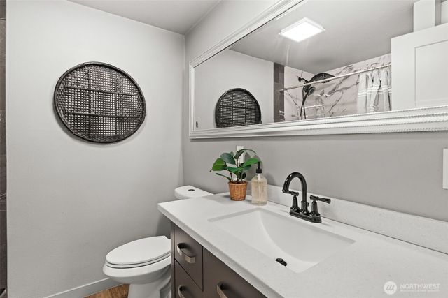 1004 34th Street Ct NW, Gig Harbor, WA 98335