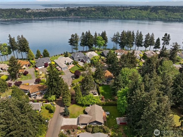 1004 34th Street Ct NW, Gig Harbor, WA 98335
