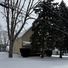 201 N Lincoln Street, Harvard, IL 60033