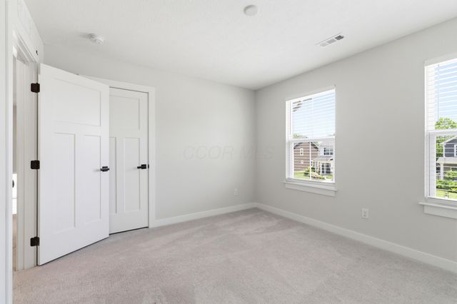 124 Steeplechase Court, Delaware, OH 43015
