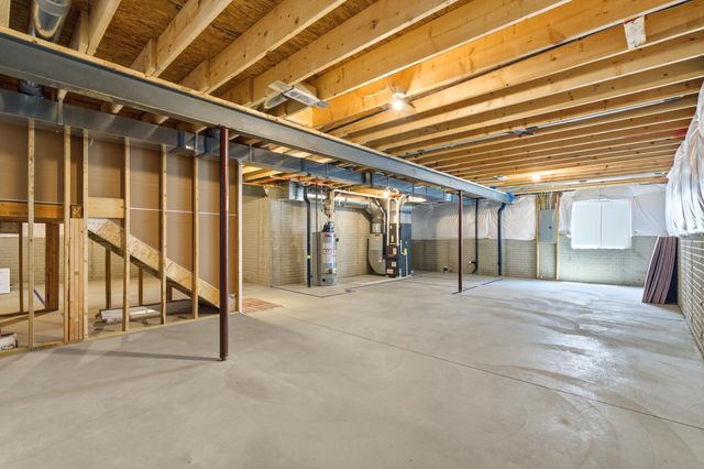 124 Steeplechase Court, Delaware, OH 43015