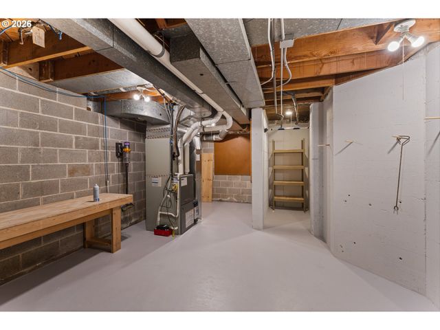 11250 S NORTHGATE Ave, Portland, OR 97219