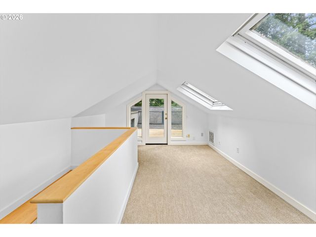 11250 S NORTHGATE Ave, Portland, OR 97219