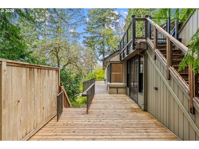 11250 S NORTHGATE Ave, Portland, OR 97219