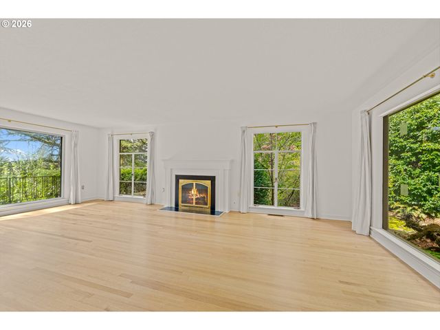 11250 S NORTHGATE Ave, Portland, OR 97219