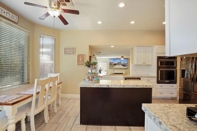 14310 Cedar Valley Dr, Lathrop, CA 95330