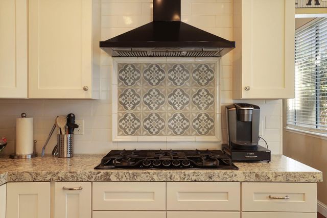 14310 Cedar Valley Dr, Lathrop, CA 95330