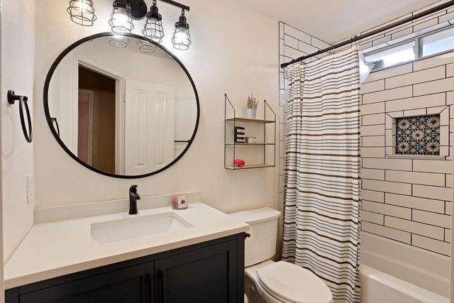 14310 Cedar Valley Dr, Lathrop, CA 95330