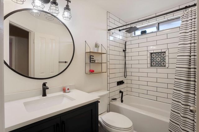 14310 Cedar Valley Dr, Lathrop, CA 95330