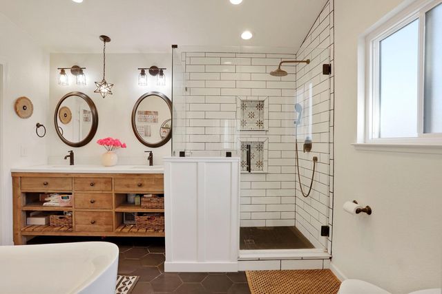 14310 Cedar Valley Dr, Lathrop, CA 95330