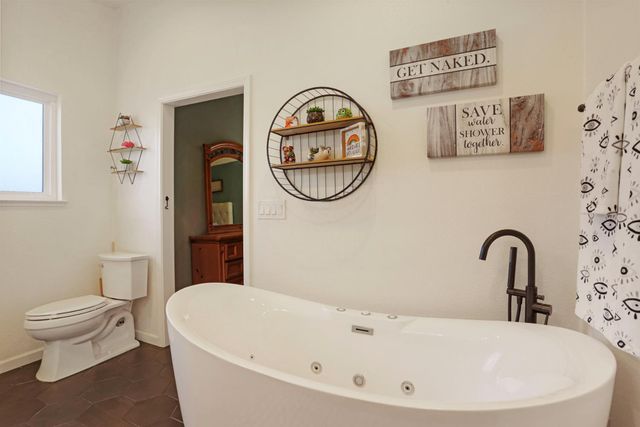 14310 Cedar Valley Dr, Lathrop, CA 95330