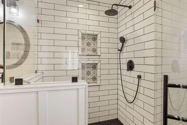 14310 Cedar Valley Dr, Lathrop, CA 95330