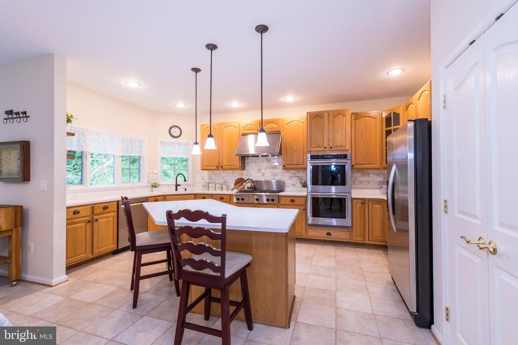 Image 13 of property listing at 3610 ADY RD, Street, MD 21154