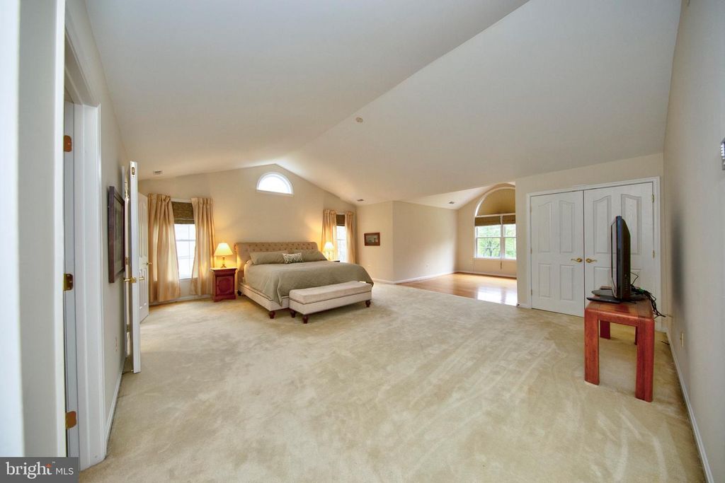 Image 31 of property listing at 3610 ADY RD, Street, MD 21154
