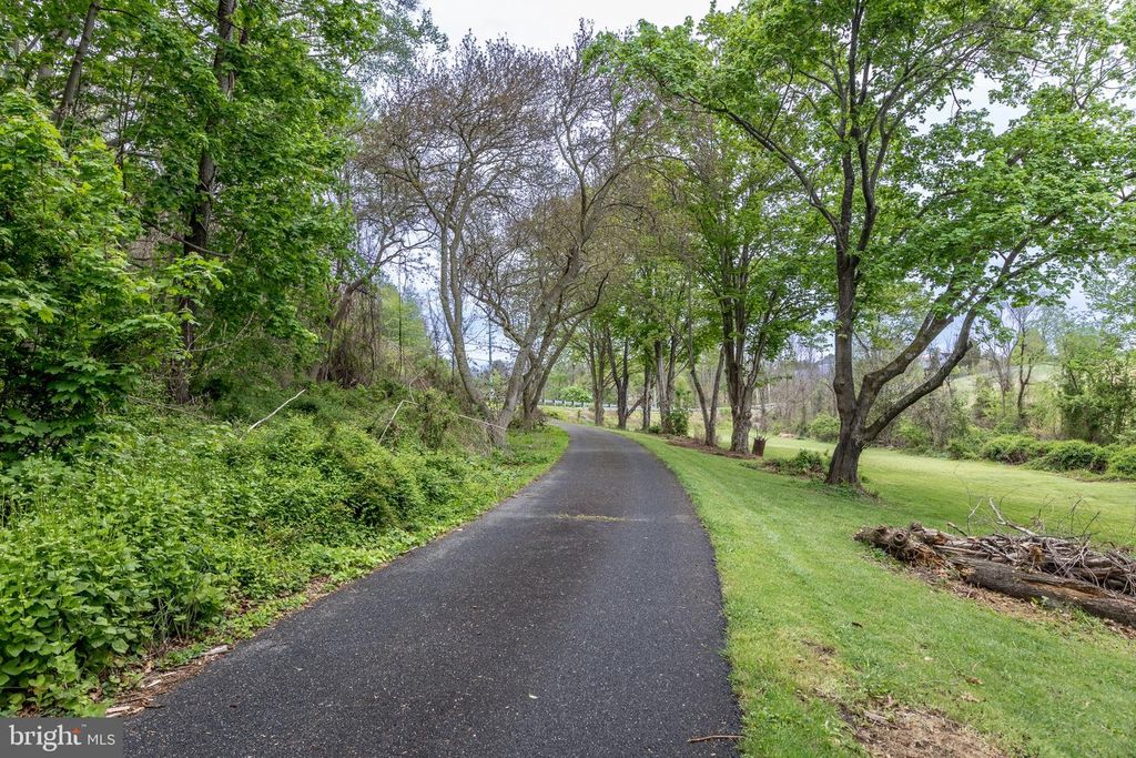 Image 45 of property listing at 3610 ADY RD, Street, MD 21154