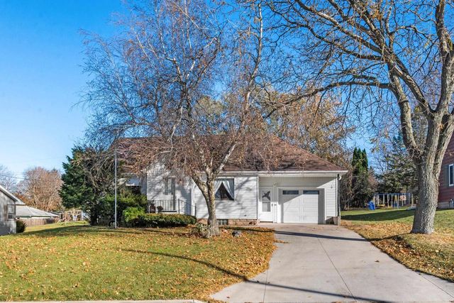 534 S Margaret Street, Markesan, WI 53946