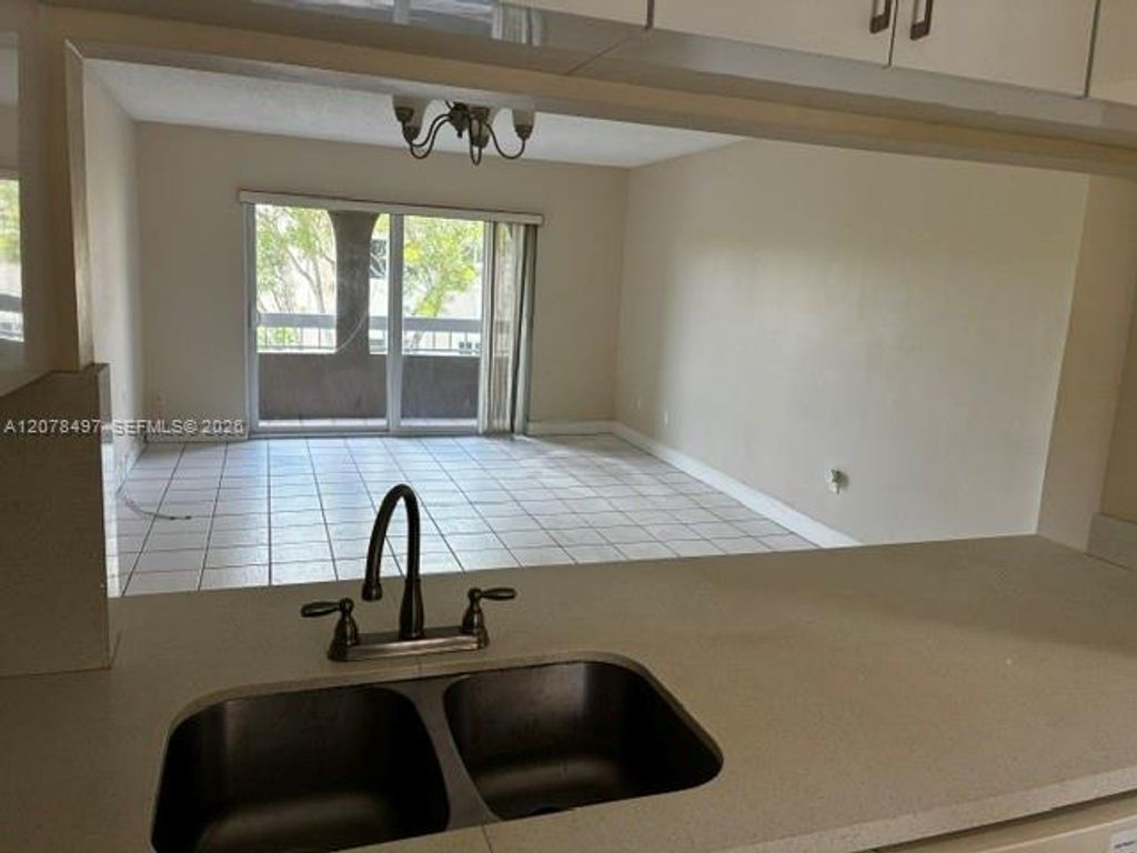 7830 Camino Real K310, Miami, FL 33143