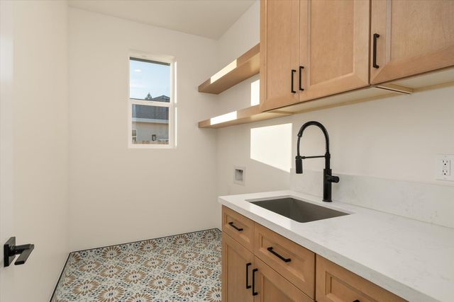 6284 Dawnridge Ct, Paradise, CA 95969