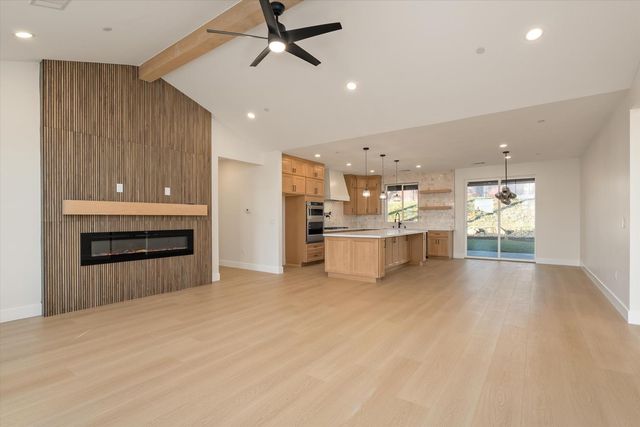 6284 Dawnridge Ct, Paradise, CA 95969