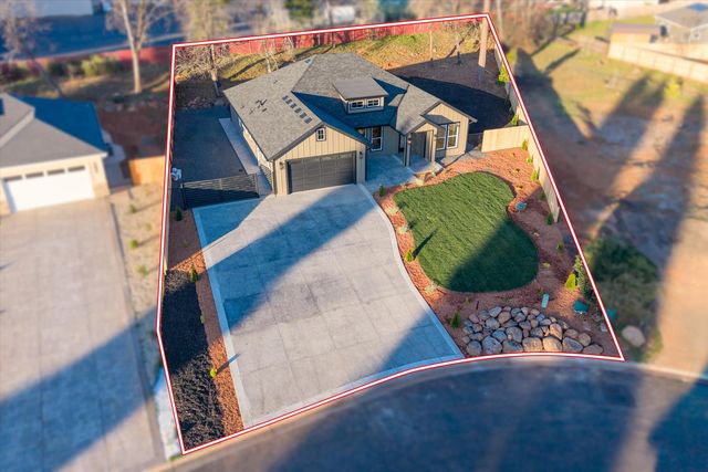 6284 Dawnridge Ct, Paradise, CA 95969