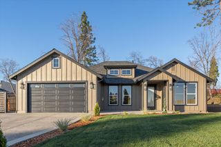 6284 Dawnridge Ct, Paradise, CA 95969