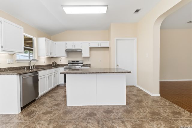 5338 Stormy Sunset, San Antonio, TX 78247