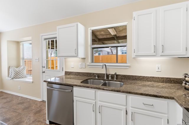 5338 Stormy Sunset, San Antonio, TX 78247