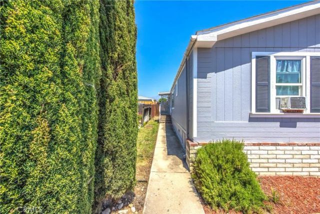 7717 Church 95, Highland, CA 92346