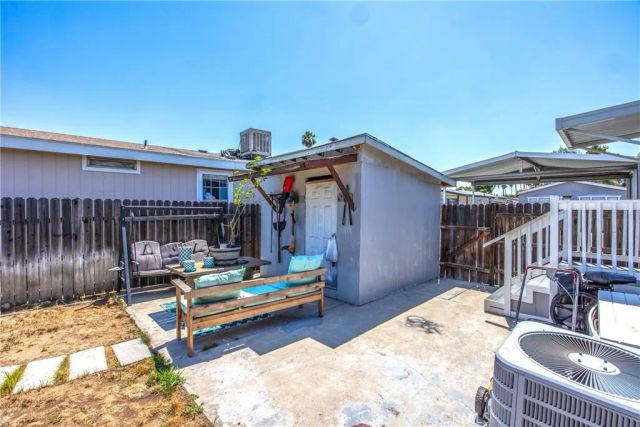 7717 Church 95, Highland, CA 92346