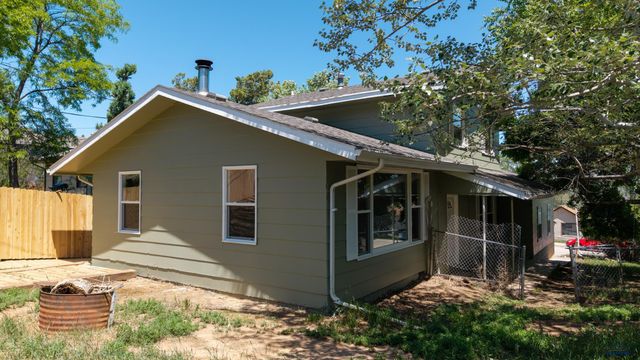 817 MALLOW, Rapid City, SD 57701