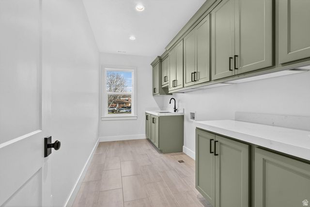 890 N WHIPPLE DR, Lehi, UT 84043