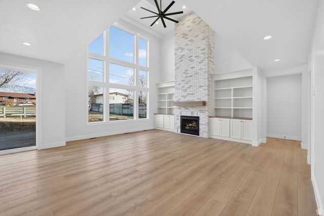 890 N WHIPPLE DR, Lehi, UT 84043