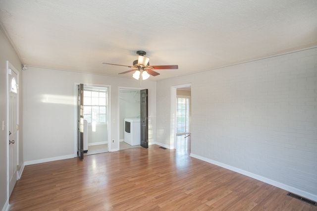 610 Ashley Ct, Nashville, TN 37211
