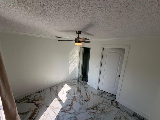 1945 Abbey Road 201, West Palm Beach, FL 33415