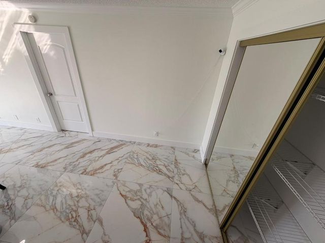 1945 Abbey Road 201, West Palm Beach, FL 33415