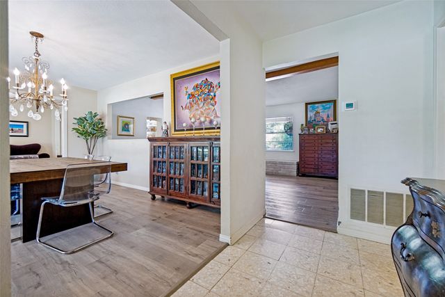 4372 Royal Ridge Drive, Dallas, TX 75229